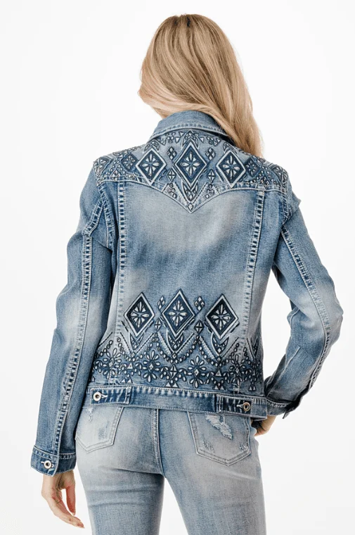 Grace in LA Women's Western Aztec and Rhinestone Jean Jacket TE61837