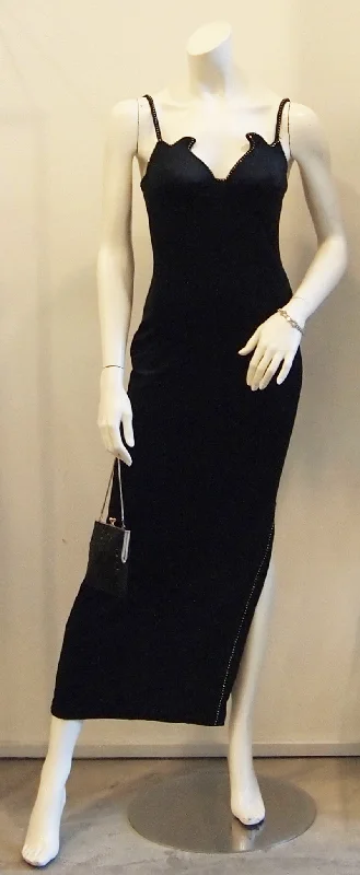 BLACK VELVET FIERCELY SEXY VINTAGE DRESS