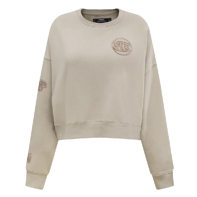 SUDADERA DE CUELLO REDONDO NBA NEW YORK KNICKS NEUTRAL PARA MUJER